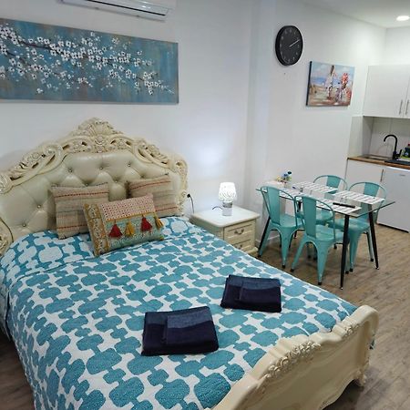 Apartamentos Elemar Free Luggage Storage Malaga Ngoại thất bức ảnh