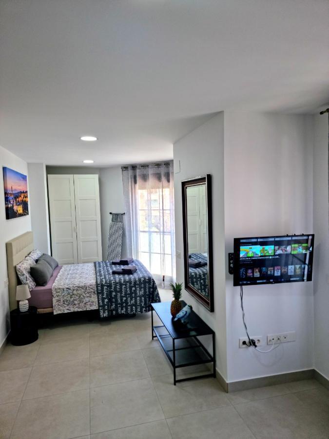 Apartamentos Elemar Free Luggage Storage Malaga Ngoại thất bức ảnh