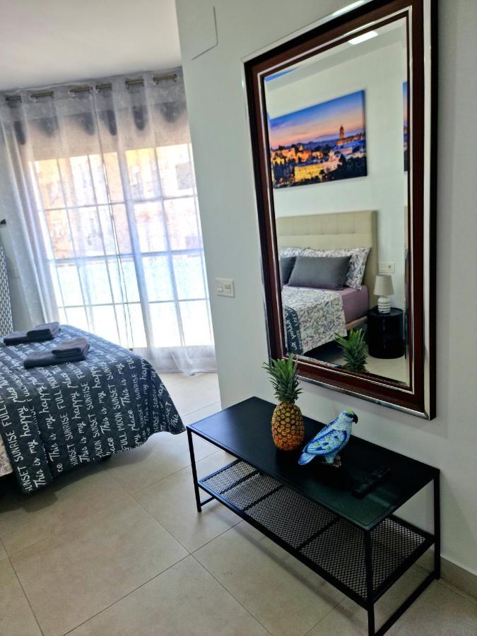 Apartamentos Elemar Free Luggage Storage Malaga Ngoại thất bức ảnh